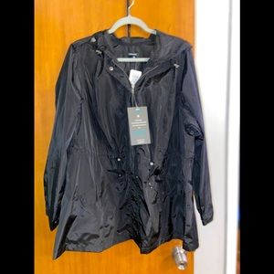 Brand New Torrid Nyln Rain Jacket 3X 22/24 Black